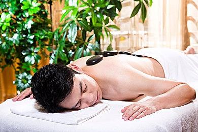 《最终幻想7：重生》爱丽丝演员曾担心自己被踢出局